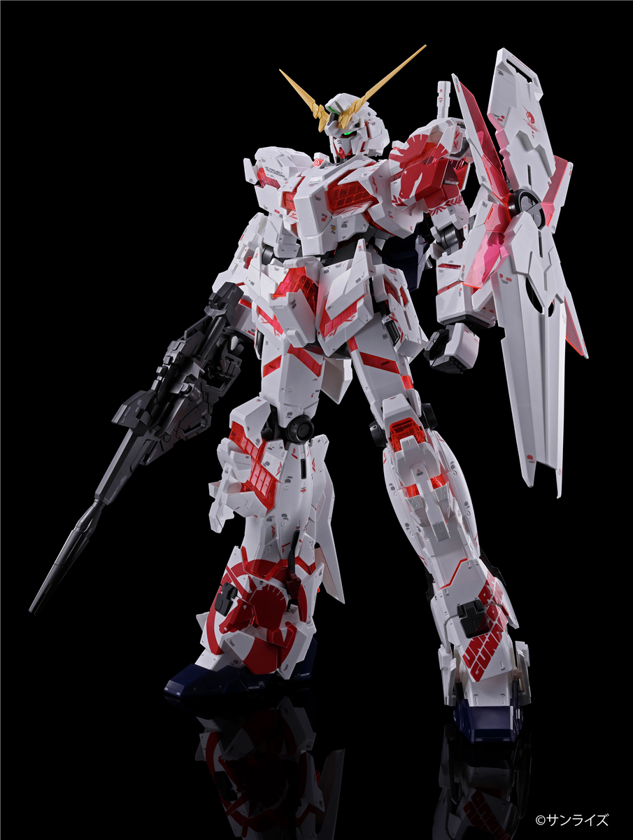Life-Sized Unicorn Gundam Statue Final Ceremony